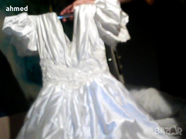 красива бяла рокла броновиас 100%оригинал