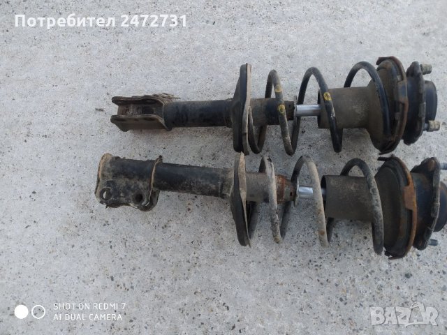 Предни амортисьори за Toyota avensis 2001 г.