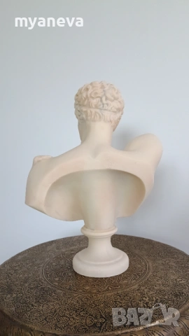 Хермес, древногръцки бог на търговията ,пътниците и красноречието, вестител на боговете. , снимка 8 - Статуетки - 54208684