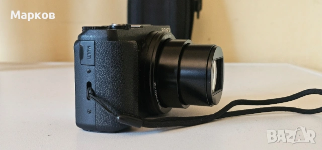 Sony CyberShot DSC-HX60, снимка 2 - Фотоапарати - 53339998
