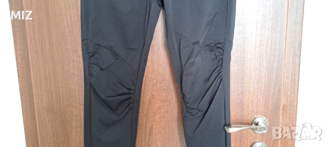 Дамски черен панталон-размер М, снимка 4 - Панталони - 40577569