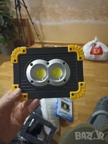 100W преносим светодиоден прожектор 3000LM, снимка 6 - Къмпинг осветление - 49395478