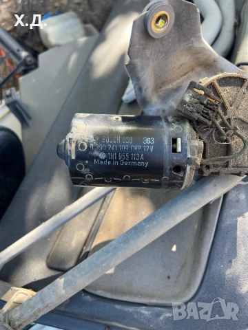 Механизъм чистачки Голф 3 , снимка 2 - Части - 51812215