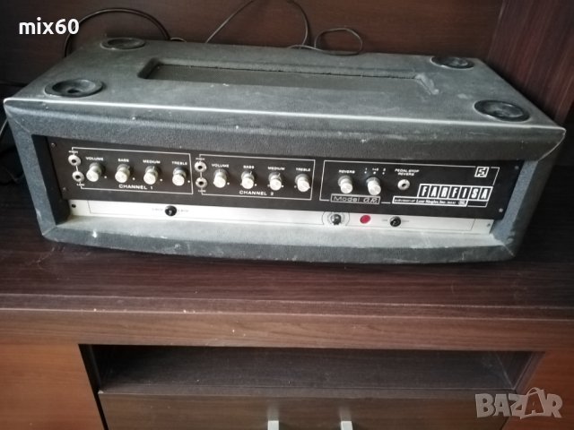 Продавам Farfisa OR 200 лампова глава 120W