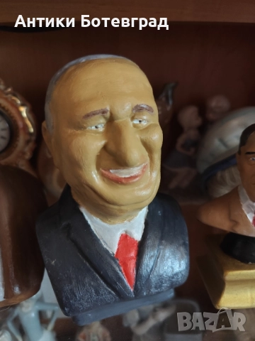 Порцеланови фигури бюст ръчна изработка , снимка 2 - Декорация за дома - 52461440