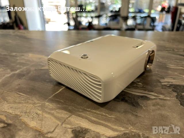 Мултимедиен LED проектор LG PH550 Minibeam, снимка 9 - Плейъри, домашно кино, прожектори - 50666560