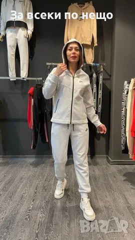 Дамски спортен комплект Nike - 3 налични цвята Код D1159, снимка 3 - Спортни екипи - 47657682