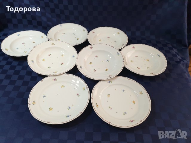 Български порцеланови чинии на стар производител 