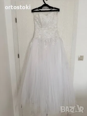 Булчинска рокля и воал, снимка 5 - Сватбени рокли - 47480309