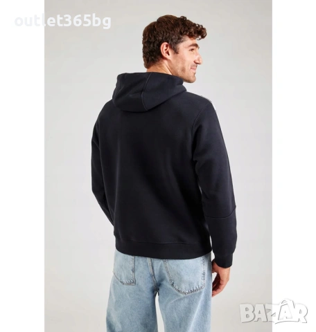 Мъжки екип Nike - Repeat Men Black Tracksuit Оригинал Код 840, снимка 2 - Спортни дрехи, екипи - 54212656