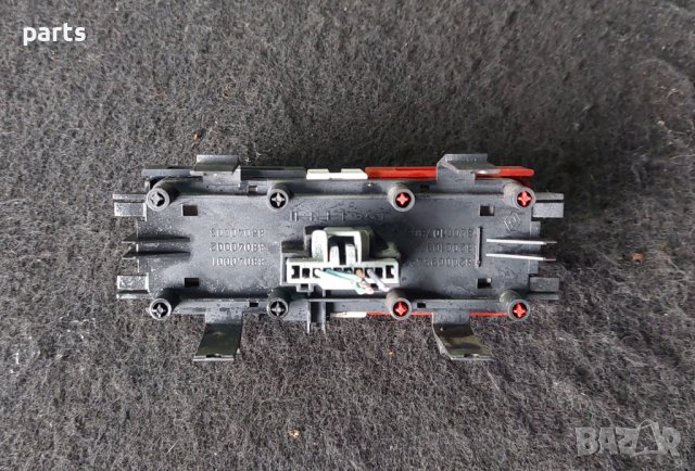 Бутони Рено Меган 2 - Аварийни Светлини и Заключване Врати N, снимка 3 - Части - 42886769