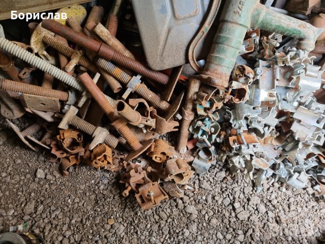 Жабки и пети за тръбно скеле