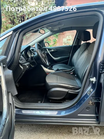 Opel Astra j 2010, снимка 6 - Автомобили и джипове - 56263798