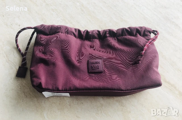 Несесер за грим Hush x Cult Beauty Edit, снимка 3 - Други - 50558234