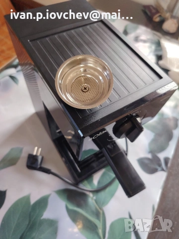 Кафемашина 'Solac' 20 бара , снимка 3 - Кафемашини - 53975273