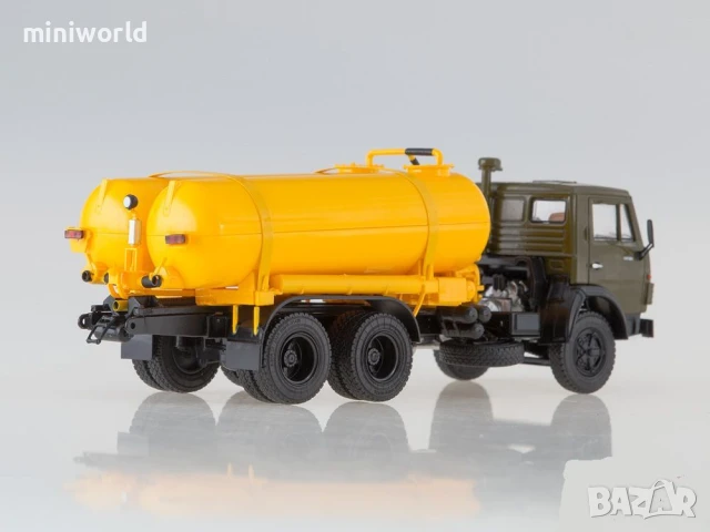 Камаз-53213 КО-505 - мащаб 1:43 на ПОА Камаз моделът е нов в кутия, снимка 3 - Колекции - 50473996