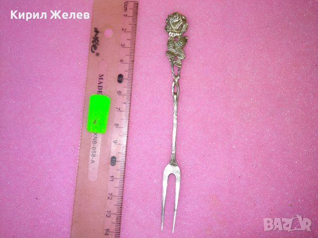 СТАРА ФЛОРАЛНА КОЛЕКЦИОНЕРСКА ДЕСЕРТНА СРЕБЪРНА ВИЛИЧКА СРЕБРО 800 ПРОБА 43001, снимка 7 - Колекции - 44376205