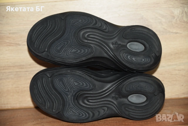 НОВИ Adidas размер 42, снимка 5 - Маратонки - 54342984