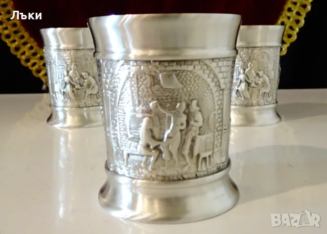Чаши от калай с релефни картини Сватба. , снимка 3 - Антикварни и старинни предмети - 48176253