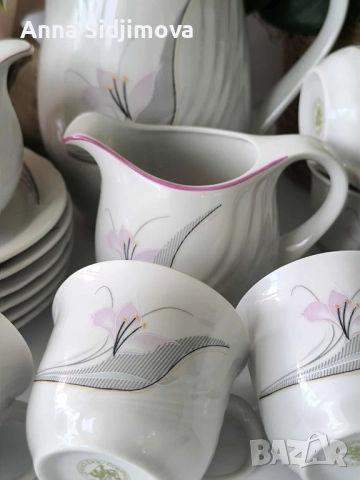 Български порцелан сервиз за чай , снимка 4 - Сервизи - 51884107