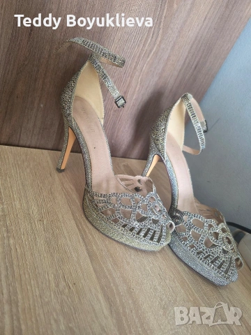 Официални обувки