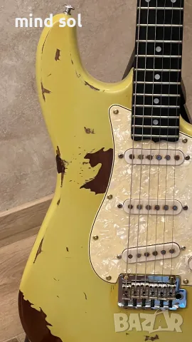 Custom Hendrix Strat-Style Relic електрическа китара – махагоново тяло, Wilkinson Tremolo, снимка 15 - Китари - 55976788