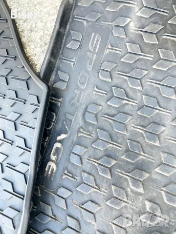 Оригинални гумени стелки за Kia Sportage NQ5, снимка 3 - Аксесоари и консумативи - 56006838