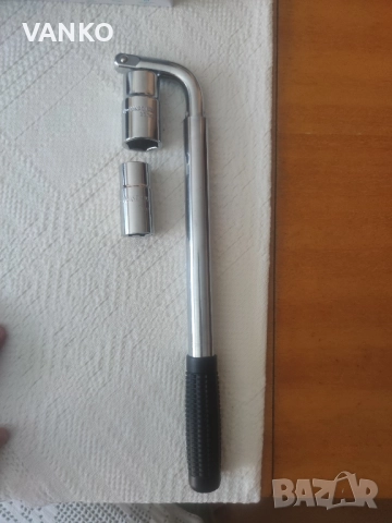 телескопичен ключ за джанти 