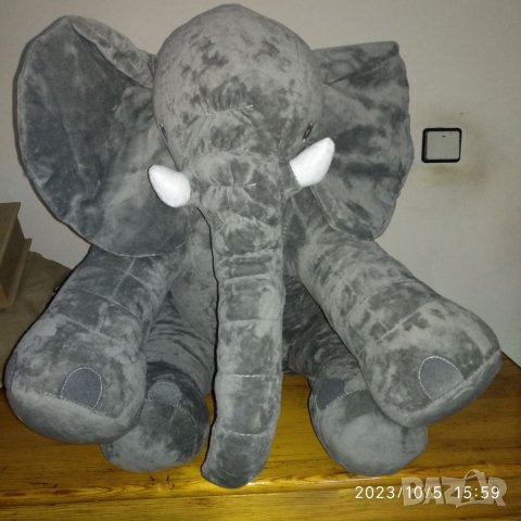 Голям плюшен слон,около 90см от хобота до опашката,без да е вкл.в размера, снимка 6 - Плюшени играчки - 41184381