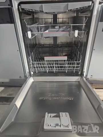 Bosch SBV6ZCX10E е напълно вградена съдомиялна машина от серия Bosch Serie 6 XXL, снимка 2 - Съдомиялни - 55853243