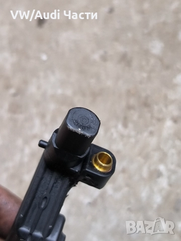 Импулсен датчик колянов вал за Голф 5 Ауди А3 Пасат Сеат VW Golf 5 Audi A3 Passat Skoda 036906433A, снимка 3 - Части - 52633250