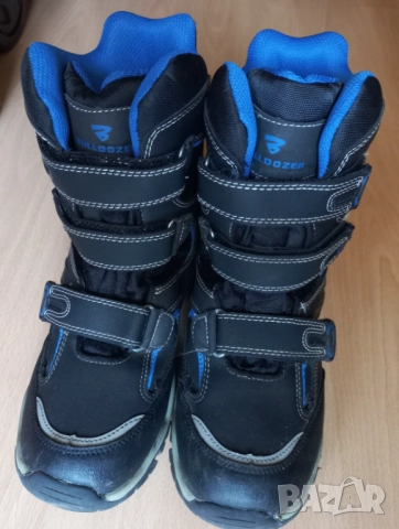 Зимно яке 10-12г., Отлично + подарък обувки Bulldozer, снимка 4 - Детски якета и елеци - 51594002