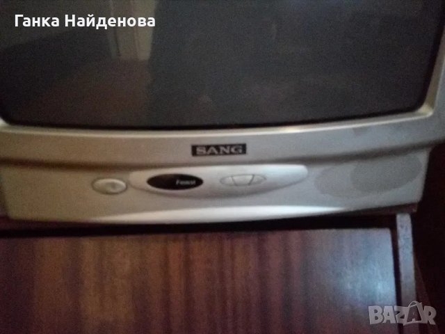 Много запазен телевизор  Санг