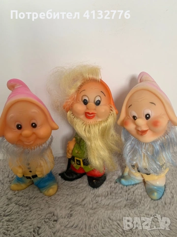 Продавам комплект от 3 ретро гумени играчки джуджета, снимка 2 - Колекции - 53957707