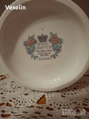 Порцеланова кана- чайник , снимка 2 - Прибори за хранене, готвене и сервиране - 48240044