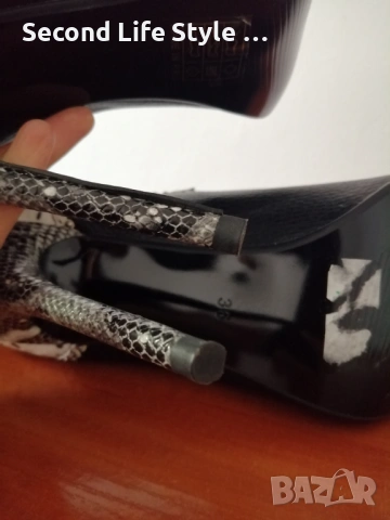 №36 дамски кожени боти ботуши със змийска кожа и кристали, висок тънък ток и остър връх, снимка 11 - Дамски боти - 54218486