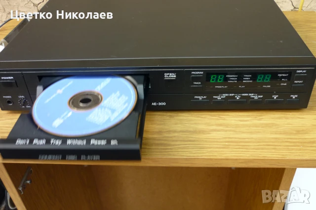 CD player AE-300, снимка 4 - Аудиосистеми - 51189988