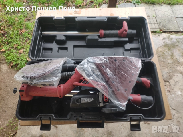 Жираф/Шлайфмашина за стени и тавани RAIDER RD-DS07, 750 W, 225 мм, две глави в куфар, снимка 3 - Шлайфмашини - 52563423