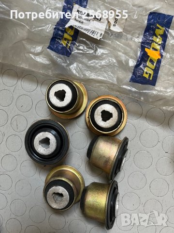 Тампон, носач MOOG RE-SB-1343 RENAULT Clio II / RENAULT Kangoo I / RENAULT Twingo II                