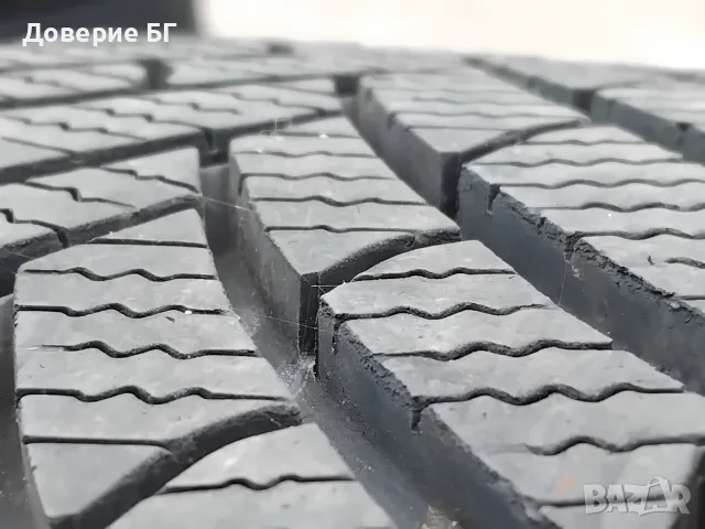 Гуми 215 50 17  Бриджистоун Bridgestone 2 броя. Нов внос. Не са нови! Цената е за брой гума. 