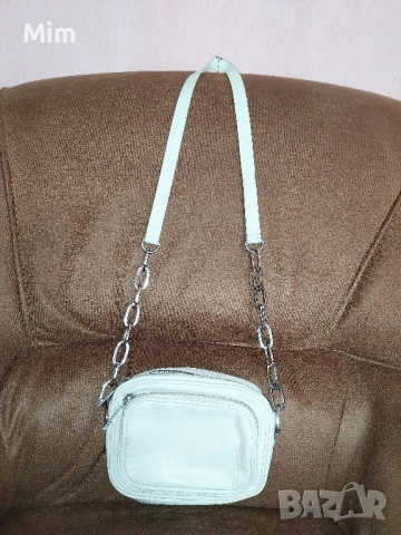 Berchka Бяла чанта с дълга дръжка 