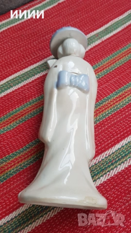 Порцеланова статуетка фигурка дама, снимка 3 - Антикварни и старинни предмети - 51850093
