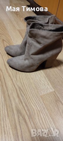 Дамски боти Stradivarius , снимка 3 - Дамски боти - 38727022