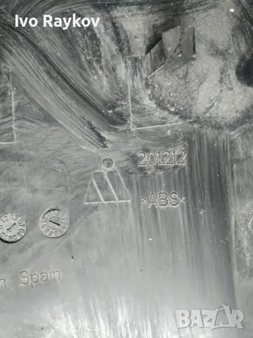 Капак огледало , дясно за VOLVO XC60 MK1 , R1K8A , 201212, снимка 3 - Части - 48443606