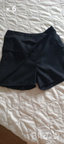 Пола-панталонки, снимка 2 - Детски къси панталони - 51635580