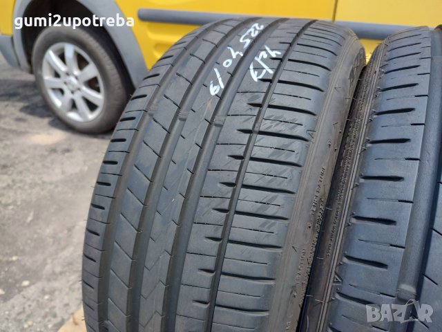 225/40/19 Фалкен Azenis 2019г 5,5мм, снимка 4 - Гуми и джанти - 36928122
