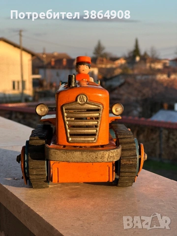 Метална играчка от Соца , снимка 3 - Коли, камиони, мотори, писти - 54065604