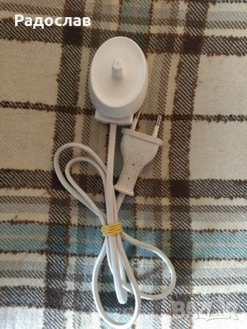 BRAUN зарядно за четка за зъби 