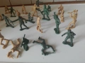 Пластмасови войници - 3 лота., снимка 14