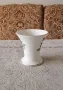 🌹Малка кокетна ваза от костен порцелан с декорация роза

, снимка 3